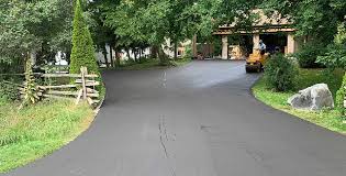 Best Custom Driveway Design  in Maricopa, CA